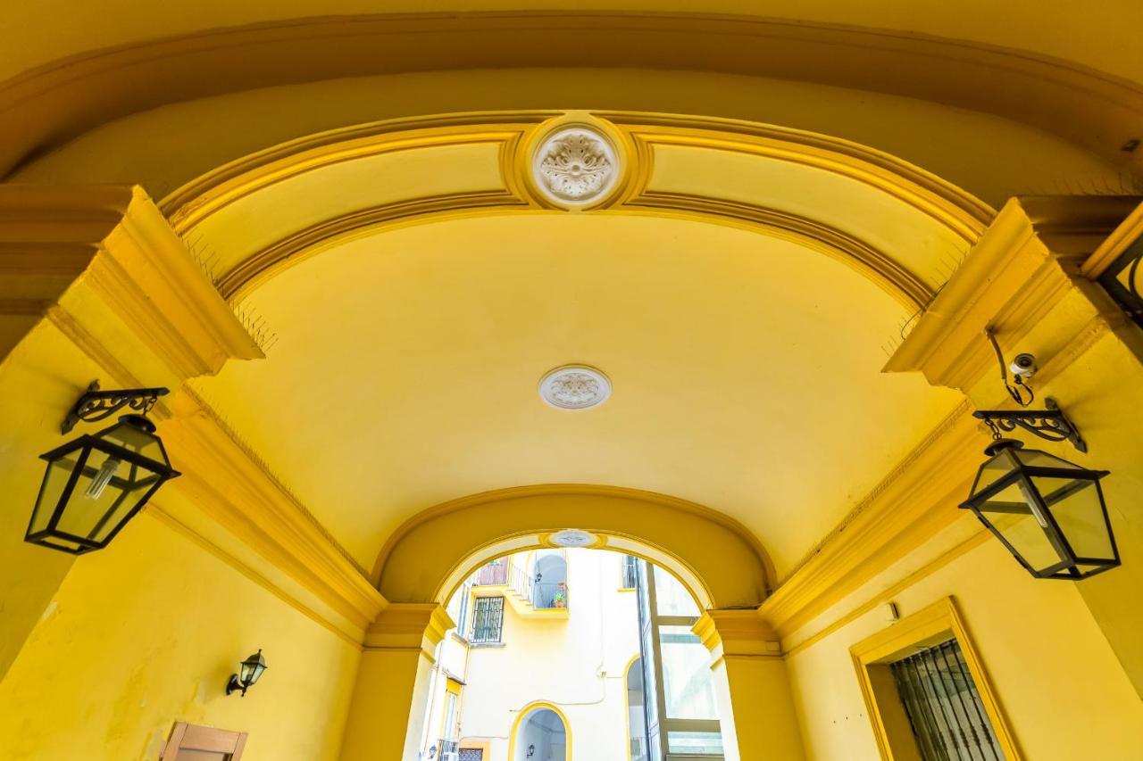 Appartamento A Santa Maria La Nova By Wonderful Italy Неаполь Экстерьер фото